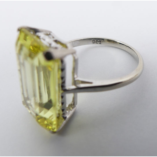 18 - 9ct white gold, yellow sapphire ring, 4.8 grams, 17.3mm x 11.7mm, size L 1/2.