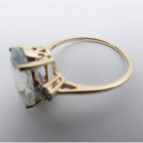 26 - 9ct gold aquamarine and white topaz ring, 3.4 grams, 13.8mm, size T 1/2.