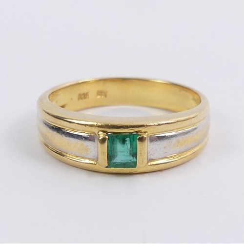 2 - 20ct gold and emerald single stone ring, 4.5 grams, 5.7mm, size M.