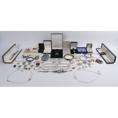 47 - A box of mixed costume jewellery, including silver items, 1.3kg.