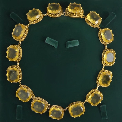 51 - Victorian yellow paste and gilt metal necklace, 97.4 grams, 42cm, 19.1mm.