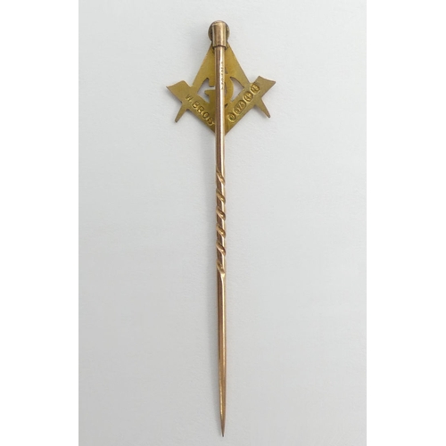 81 - 9ct gold Masonic stick pin, Birm. 1890, 54mm.