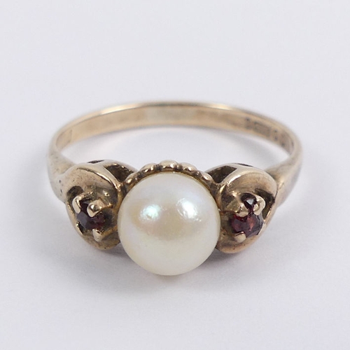 85 - 9ct cultured pearl and garnet ring, 2.9 grams, 7.2mm, size P.