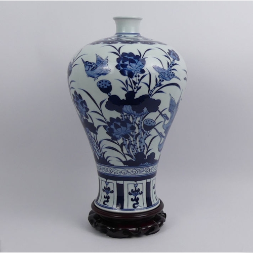 388 - Chinese Mei-Ping blue and white porcelain vase and stand, 44cm.