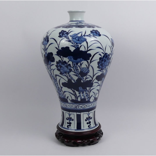 388 - Chinese Mei-Ping blue and white porcelain vase and stand, 44cm.