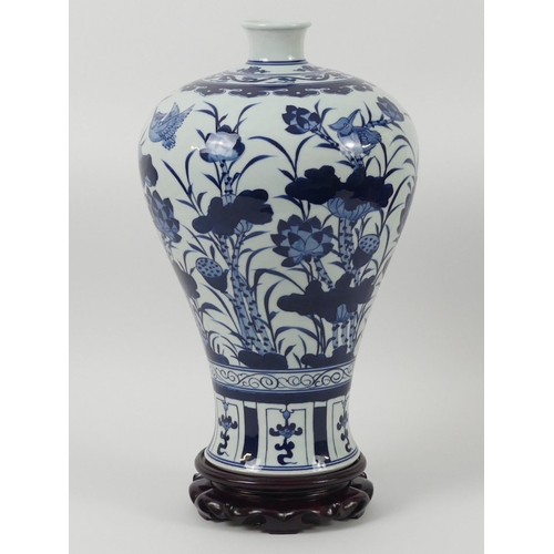 388 - Chinese Mei-Ping blue and white porcelain vase and stand, 44cm.