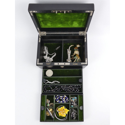 20D - A jewellery box and contents, including silver and turquoise items, an enamelled leaf brooch and gol... 