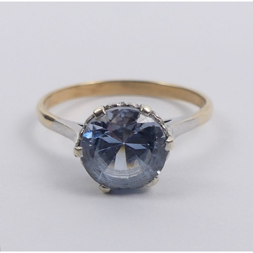 49 - 9ct gold, blue spinel single stone ring, 2.7 grams, 8.8mm, size R.