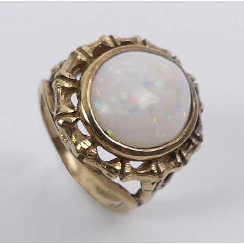 5 - 9ct gold, opal single stone ring, 6 grams, 18.9mm, size L 1/2.