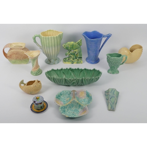 322 - Various ceramics, including Sylvac jugs, Shorterware and a Carltonware preserve pot, highest 24 cm.