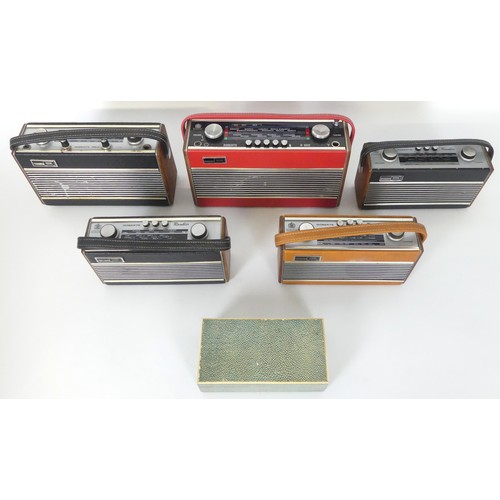 Five vintage Roberts radios, including R600, Ric2 and Rambler, largest ...