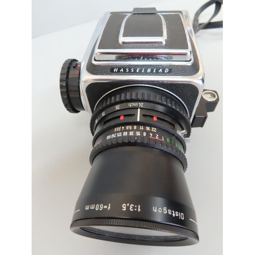 Hasselblad 500 CM with Carl Zeiss Distagen 1:35 f 60mm lens no