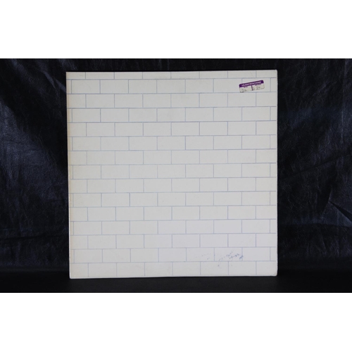 2 - Pink Floyd - The Wall vinyl LP SHDW411