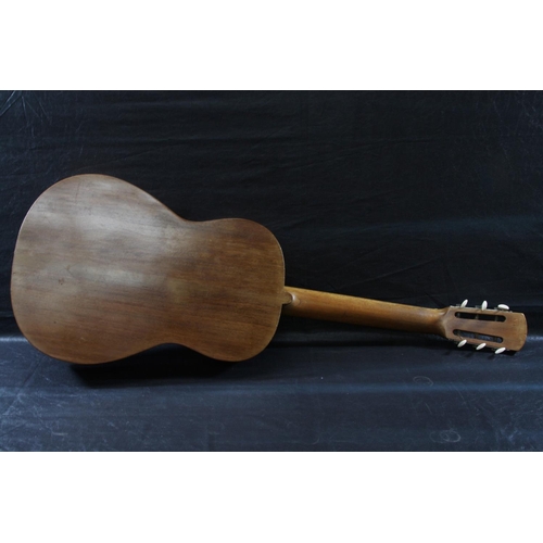 77 - Esteve Calatayud guitar Valencia