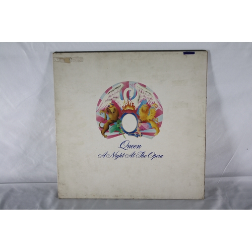 178 - Queen - A Night At The Opera (EMTC103)