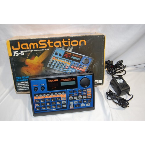 218 - Boss JS-5 JamStation - with original box, cables  etc