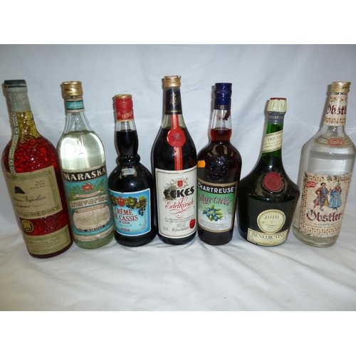 51 - Twelve bottles of Liqueurs