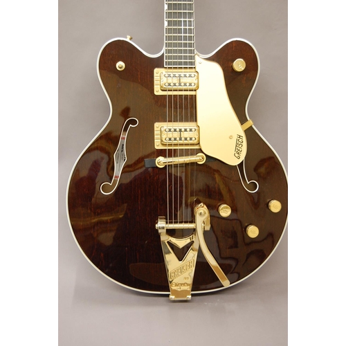 158 - In wonderful condition a Gretsch Chet Atkins Country Gentleman electric six string guitar with gold ... 