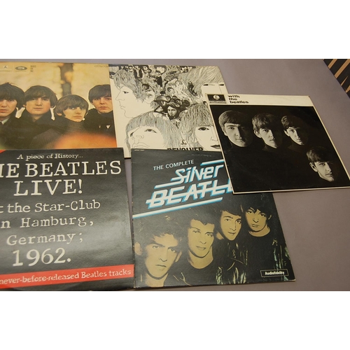 238 - Good Collection of The Beatles LPs - Please Please Me, Help, Revolver, Beatles for Sale etc