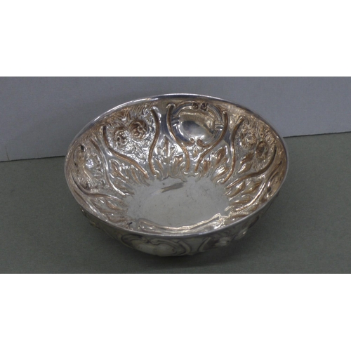 32 - Pretty Victorian circular chased silver bowl with decoration of flora, fauna and shell - Birmingham ... 