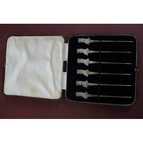 171 - Set of silver cocktail sticks - Sheffield 1928 (cased)