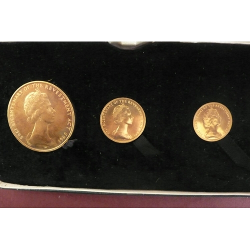 181 - 1965 Isle of Man gold three coin set - cased £5, Sovereign and half sovereign