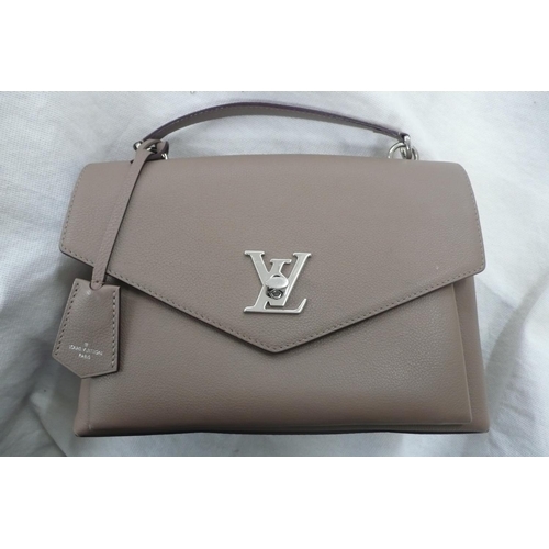 204 - AMENDED DESCRIPTION - Louis Vuitton Paris 'Mylockme' satchel handbag in beige leather taurillon clem... 