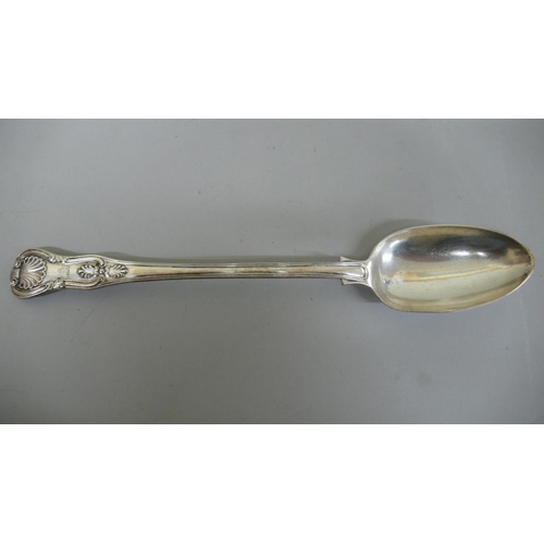 96 - Victorian silver fiddle, shell and thread pattern gravy spoon - London 1839 - 6.5 ozt -William Eaton