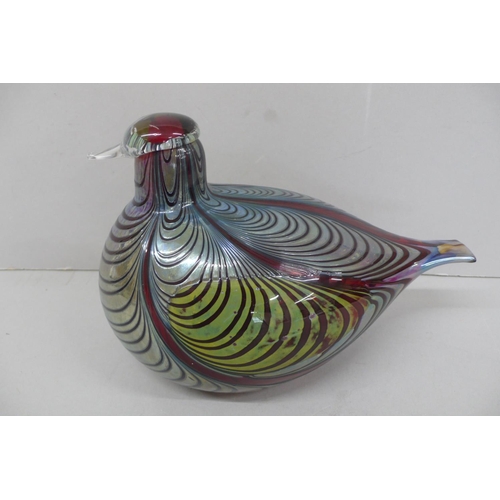 258 - Olva Toikka (1931 - 2019) Finland, red blown glass seated bird with silver and green decoration to b... 