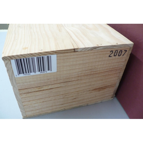 307 - Half sealed case of Raymond Lafon 2007 Sauternes ( well kept) (6 bottles)