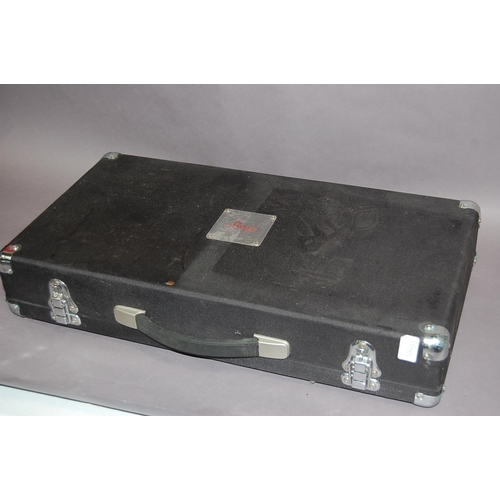 60 - Djano Gigman pedal board/case