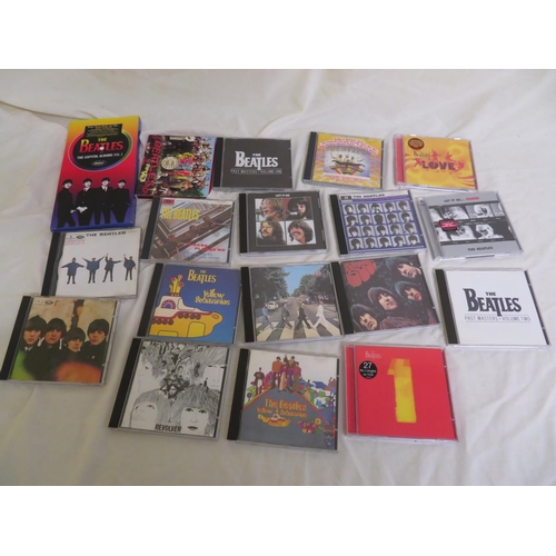 102 - Good collection of The Beatles on CD