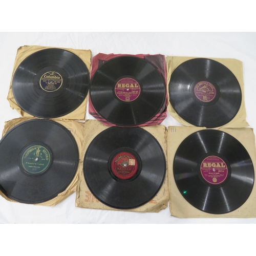 43 - Hard flight case containing many 78 RPM discs