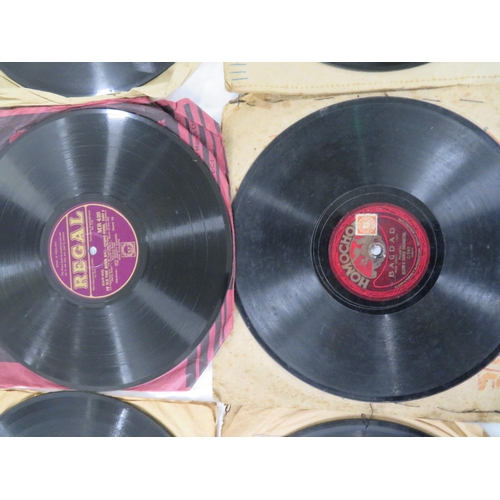 43 - Hard flight case containing many 78 RPM discs