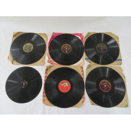 43 - Hard flight case containing many 78 RPM discs