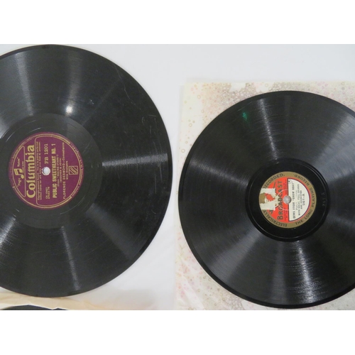 43 - Hard flight case containing many 78 RPM discs