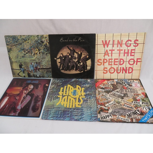 279 - A good pile of assorted LPs including Wings