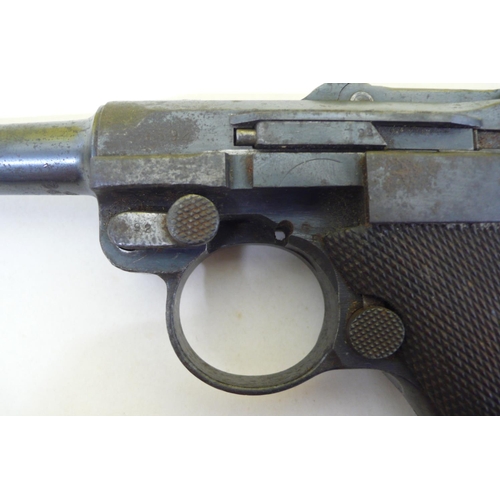 342 - WWI German Luger Pistol Made By DWM Dated 1916. Length 21.5cm, No.4592 (Missing Trigger)
RELEVANT FI... 