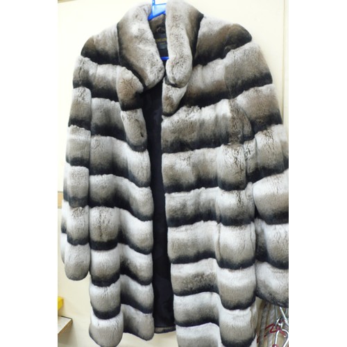 423 - Antonio Arnesano ladies brown/black striped Rex Rabbit chinchilla coat - size 12-14