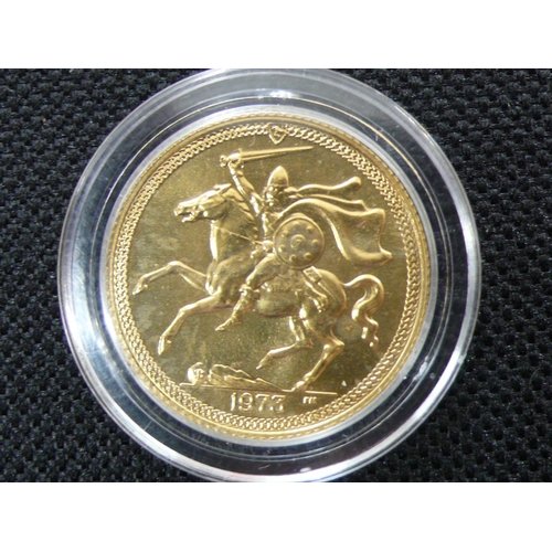 53 - 1973 Elizabeth II Isle of Man Gold sovereign, UNC