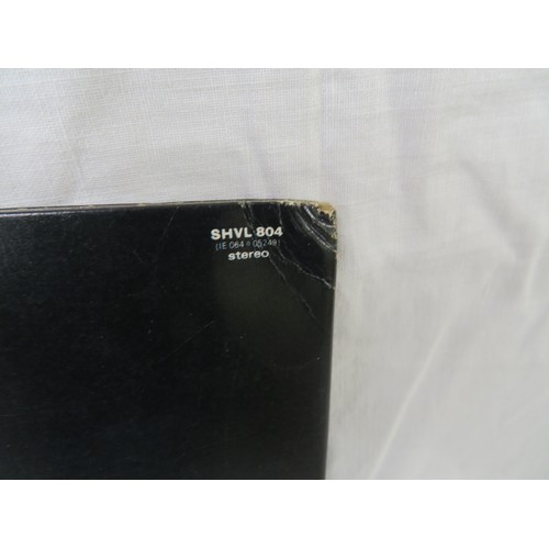 15 - Pink Floyd - The Dark side of the Moon (SHVL 804) blue outlined pyramid label (ONE STICKER MISSING) ... 