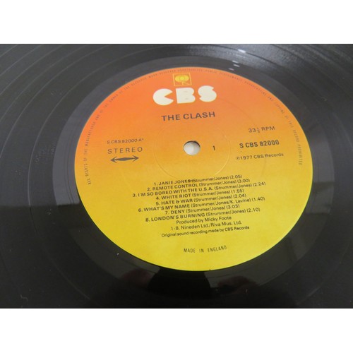 38 - The Clash vinyl LP - The Clash (CBS8200)