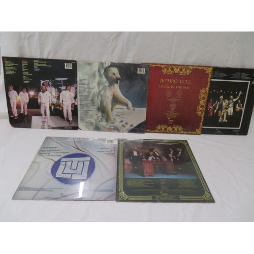 162 - Jethro Tull vinyl LPS - Under Wraps (4411-41461-1), A (CHE 1301), Stormwatch (CHR 1238), Live (6641 ... 