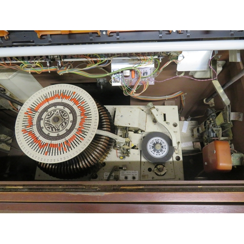 206 - Circa 1970s Wurlitzer Cabaret Jukebox - Made in West Germany -  material front speakers and central ... 