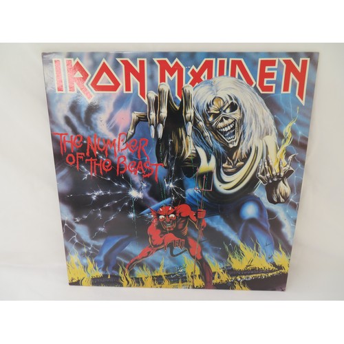 225 - Iron Maiden vinyl LP - The Number of the Beast (EMC3400)