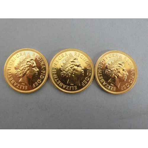 301 - Three 2013 sovereigns UNC