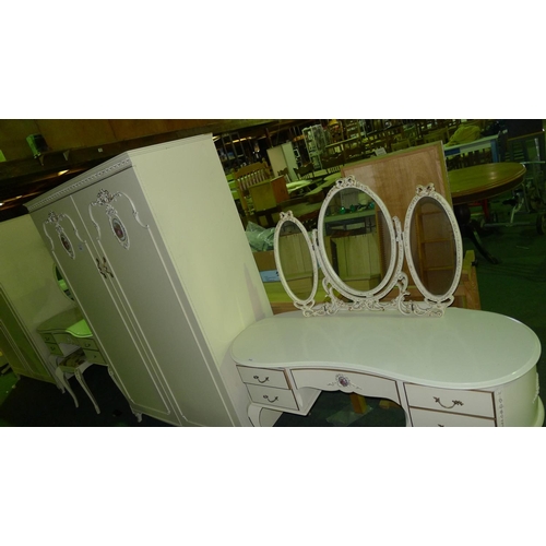 126 - A decorative cream wardrobe and a dressing table with mirror (no stool)