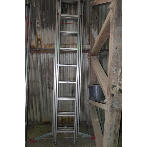 2065 - A set of triple extending aluminium ladders by Hailo type  Profilot (9 tread)