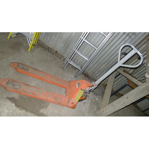 2068 - 1 set of pallet trucks by Warrior - please note these trucks require attention