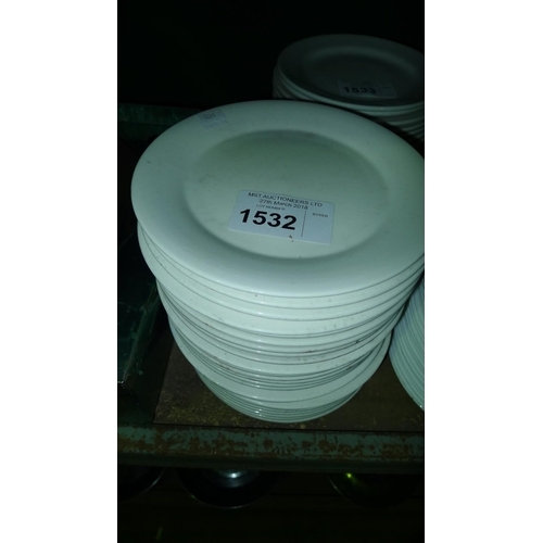 1532 - 24 white side plates